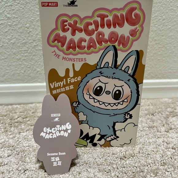 Brand New Authentic Labubu - Picture 7 of 10